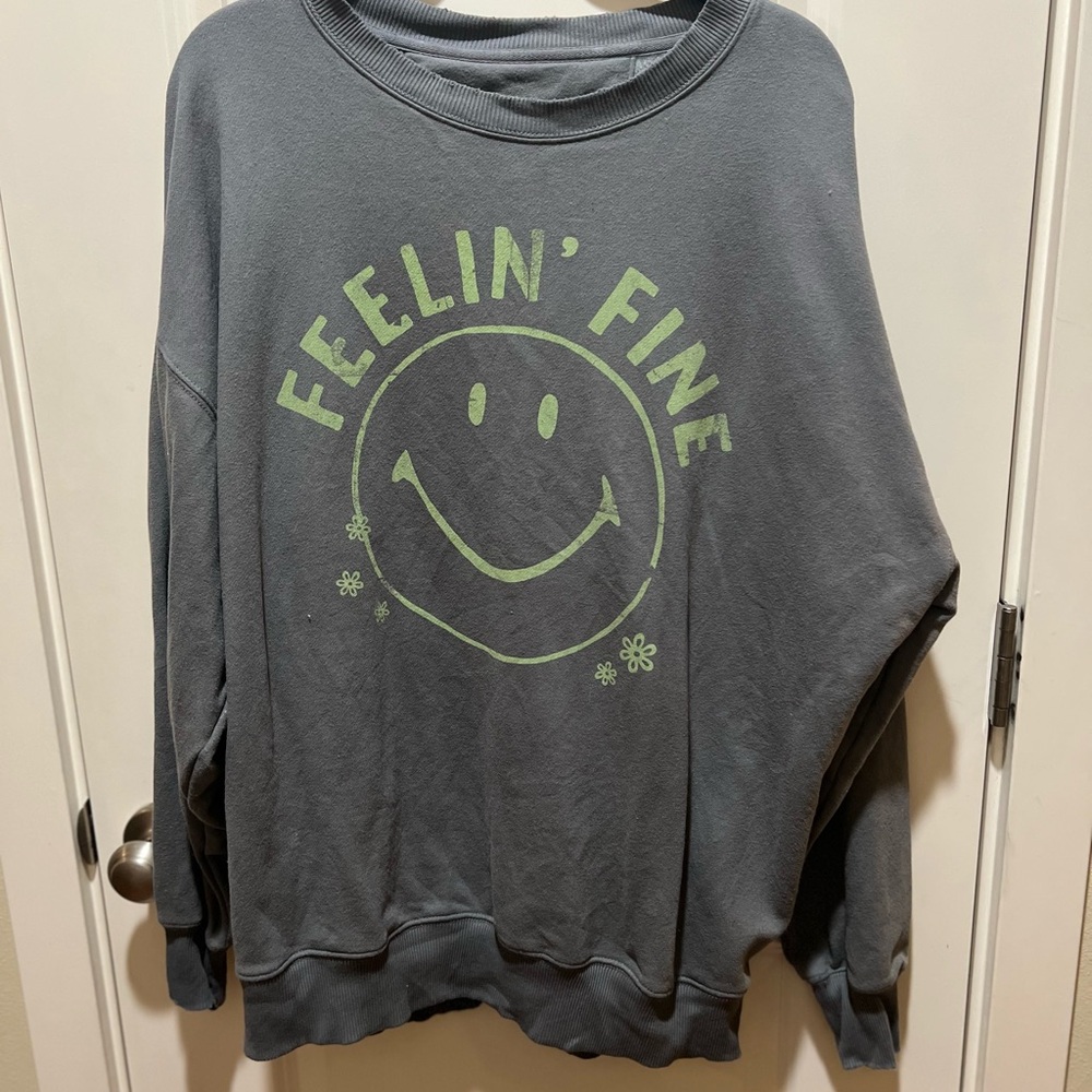 American Eagle Gray Sweatshirt with Smiley Face